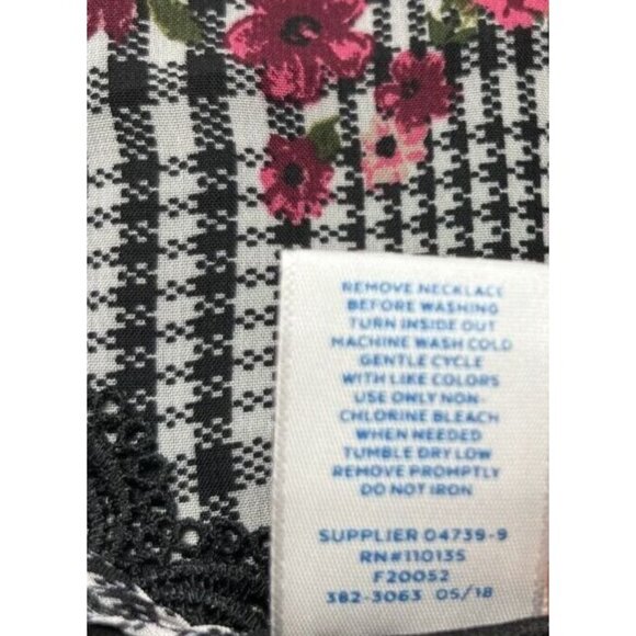 Arizona Necklace Blouse Girls Plus 2XL 20.5 Black Red Floral Cold Shoulder New - Picture 10 of 12